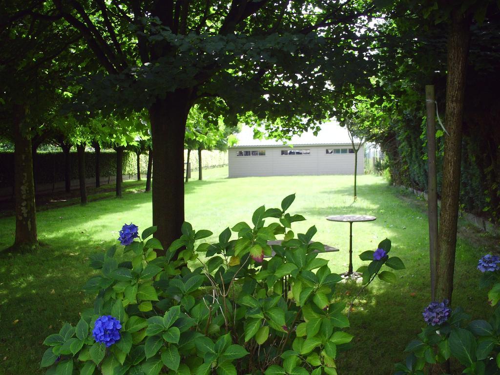 Apartment Capitalcondos Ninove Kamer foto